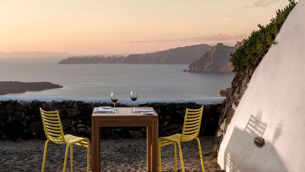 The Sip of Santorini Wine - Private Tour - Image 4